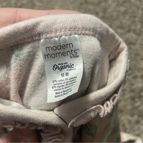 Modern Moments 12m Sleeper - Picture 2 of 3